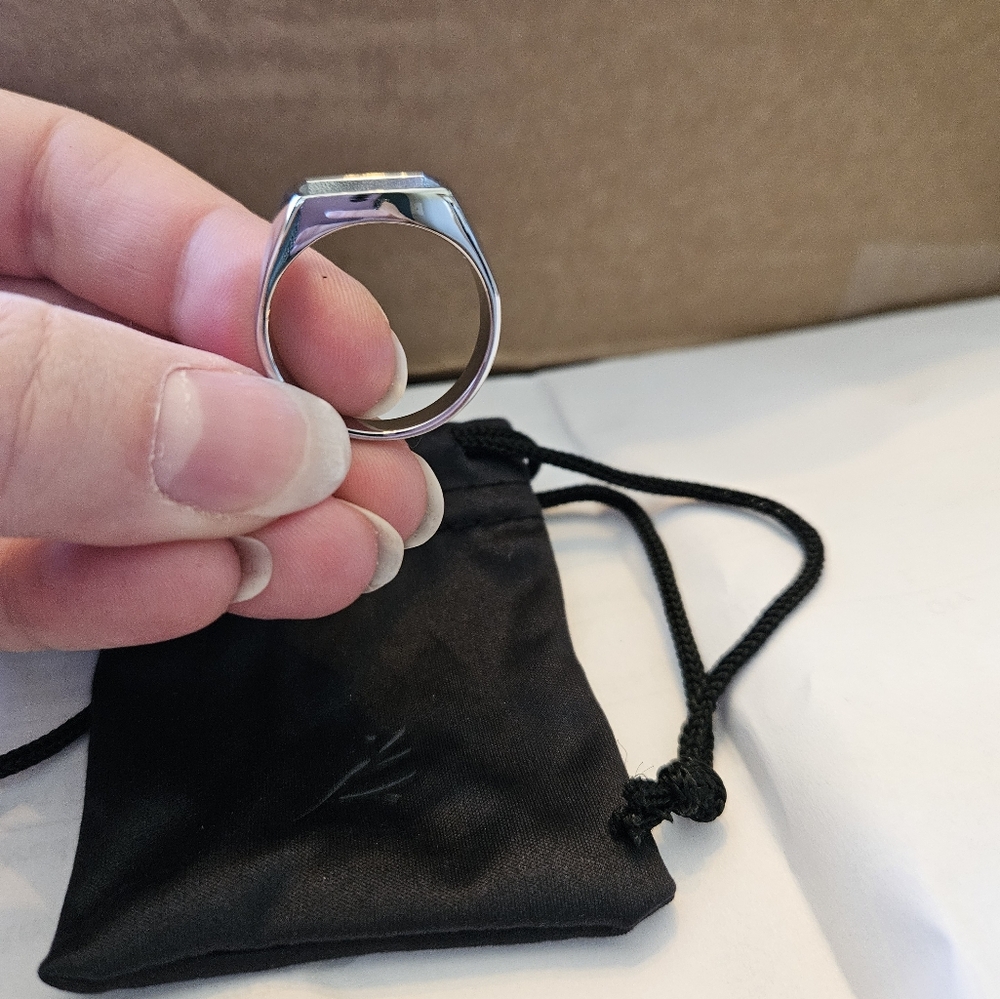 Mens Signet ring - Picture 2 of 4